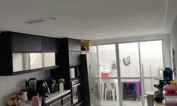 Imagem 3: Casa para aluguel e venda com 330 metros quadrados com 6 quartos em Jauá (Abrantes) - Cama