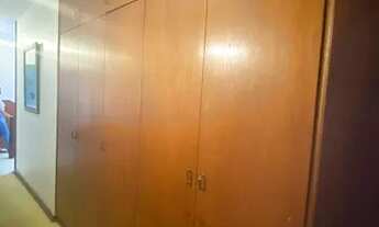 Imagem 15: Casa com 438 metros de area total, 4 dormitórios (1 suíte), 4 vagas e amplo espaço para ár