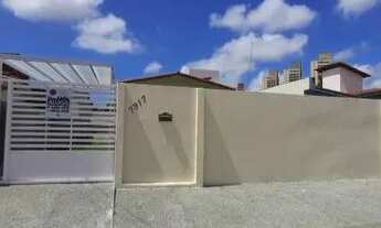 Imagem 2: CASA NO PITMBÚ COM 3 QUARTOS