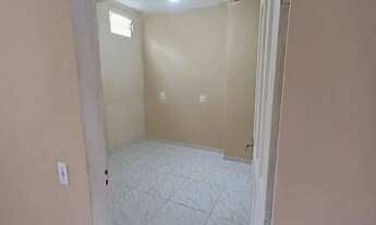 Imagem 5: ALUGO LOCAL Quarto com aluguel por R$450 /mês