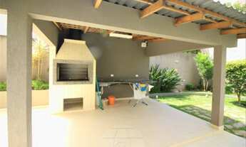 Imagem 7: Apartamento para venda possui 79 metros quadrados com 3 quartos em Vila Izabel - Curitiba