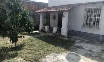 Imagem 2: Casa de frente, 2 quartos, quintal e garagem, Próximo à Escola e Comércio. Rua Major Paren