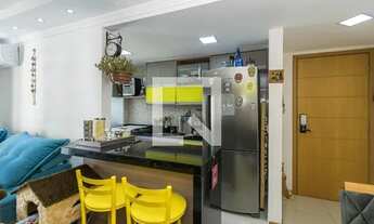 Imagem 2: Apartamento para Aluguel - Penha, 3 Quartos, 68 m2