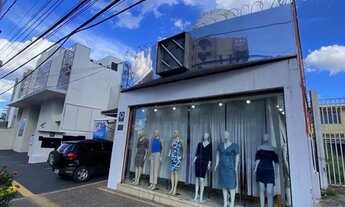 Imagem 4: Prédio comercial com 3 andares para venda ou locação no Setor Marista, possui 1.000m2 de á