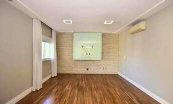 Imagem 5: Imóvel para aluguel possui 212 metros quadrados com 3 quartos em Vila Andrade - São Paulo