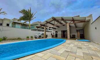 Imagem: Sobrado de Alto Padrão com Piscina e 3