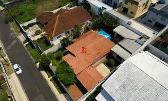 Imagem 2: Casa em Condomínio para Venda em Manaus, Ponta Negra, 4 dormitórios, 2 suítes, 4 banheiros