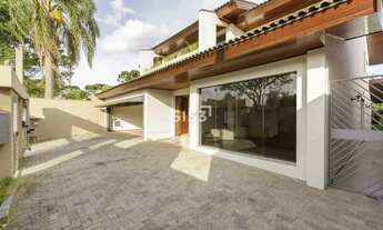 Imagem 2: Casa à venda no bairro Seminário | 420 m² construídos, terreno de 644 m²