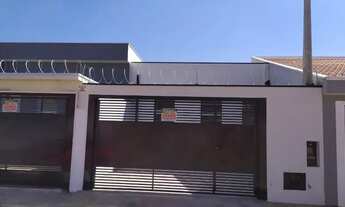 Imagem: Linda casa 2 dormitórios a venda no bairro