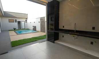 Imagem 4: Casa no Setor Três Marias, com 3 suítes plenas e 4 vagas de garagem