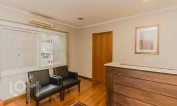 Imagem 6: Casa à venda em Menino Deus com 300 m², 8 quartos, 4 suítes, 9 vagas