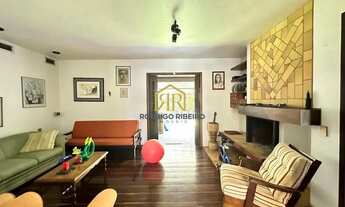 Imagem 3: Casa com 06 Dorm. 01 Suíte Na Trindade