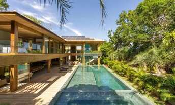 Imagem 4: Casa de luxo à venda na Praia do Forte, Condomínio Praia do Castelo, 6 suítes, alto padrão