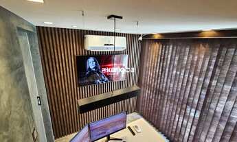 Imagem 5: Sala Comercial Mobiliada de 23m² com Varanda e Vaga - Pronta para Uso