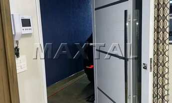 Imagem 2: Casa Assobradada 320m²,3 andares, 5 quartos com 3 suítes, 4 vagas de garagem 2 lavabos, 3