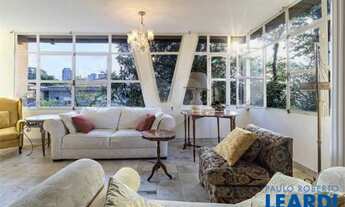 Imagem: CASA ASSOBRADADA - PACAEMBÚ - SP