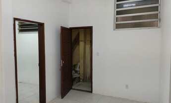 Imagem 3: Apartamento para aluguel possui 65 metros quadrados com 2 quartos em Bonfim - Salvador - B