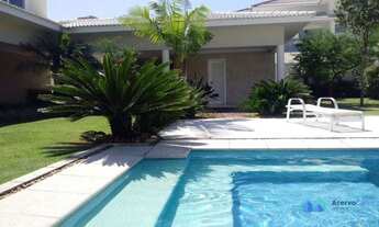 Imagem 2: Villaggio Felicitá - Luxuosa Casa com 4 Suítes, Piscina e Churrasqueira