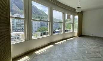 Imagem 1: Apartamento com 350m2 vista livre, com extensão da sala agradável varanda fechada