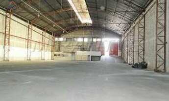 Imagem: Galpão de 950 metros de vao aberto, escritorio