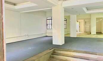 Imagem 5: AKG IMÓVEIS ALUGA LOJA NO CENTRO