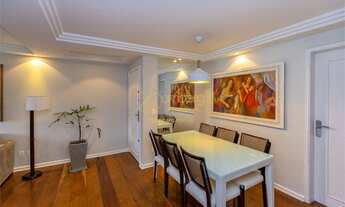 Imagem 7: Reformado e ao lado do metrô