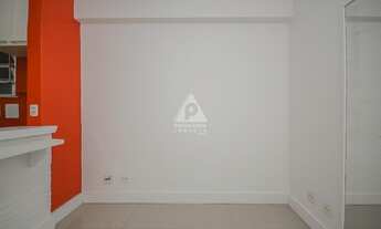 Imagem 4: Quarto e sala reformado em Copacabana