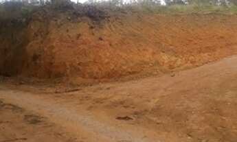 Imagem: Vendo terreno, ou troco por carro