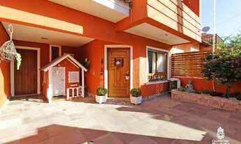 Imagem 2: Porto Alegre - Casa Padrão - Jardins Do Prado