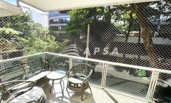 Imagem 2: 3 Quartos, Sendo 1 Suíte e 2 Vagas Escrituradas na Lagoa Rodrigo de Freitas