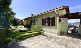 Imagem 2: Casa para venda com 4 quartos em Panorama - Teresópolis - RJ