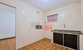 Imagem 2: Apartamento com 2 dormitórios para alugar, 48 m² por R$ 821,00/mês - Itaquera - São Paulo