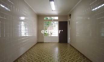 Imagem 6: CASA no bairro Centro com 217m². 3 dormitórios e 5 vagas. Confira