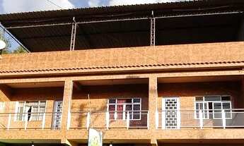 Imagem 3: VENDO IMÓVEL COM 4 CASAS E 2 LOJAS