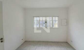 Imagem 2: Casa para Aluguel - Jardim Éster Yolanda, 2 Quartos, 200 m2