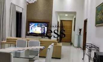 Imagem 2: COD: 10841 Venda - Casa em Condomínio - 3 dormitórios, sala cozinha planejada, com escritó