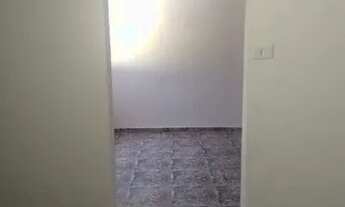 Imagem 4: Aluga-se linda casa em Santo André - 2 cômodos