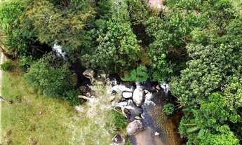Imagem 3: Fazenda / Sítio para venda em Zona Rural de 36.00m² com 3 Quartos