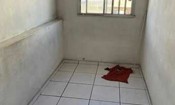 Imagem 2: Alugo kitnet pequeno de dois quartos