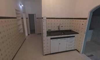 Imagem 2: Casa de fundos! Casa com 1 dormitório