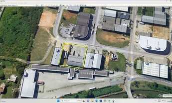 Imagem: Galpao de 1086 metros quadrados com 7 docas