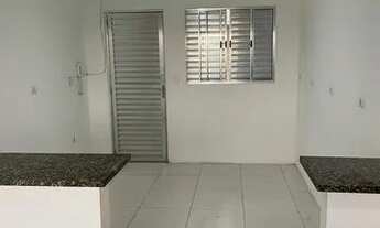 Imagem 2: Alugo uma casa 2 quartos vila margarida perto vlt mascrenhas