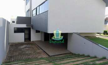 Imagem 2: Sobrado com 4 dormitórios à venda com 440 m² por R$ 1.400.000 no Condomínio Central Park e