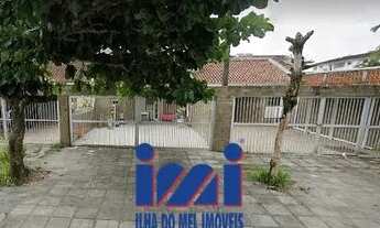 Imagem: Casa a venda na praia na faixa do mar