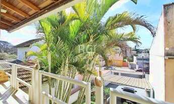 Imagem 2: Casa para Venda - 260m², 5 dormitórios, sendo 2 suites, 4 vagas - Teresópolis