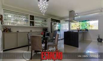 Imagem: Casa à venda, 4 quartos, 1 suíte, 4 vagas