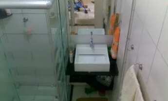 Imagem 3: Apartamento para aluguel e venda possui 65 metros quadrados com 2 quartos