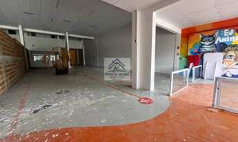 Imagem 4: Loja Comercial para Locação em Lauro de Freitas, PORTÃO, 5 banheiros, 10 vagas