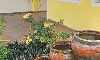 Imagem 4: And-Excelente casa assobradada no Bisque fis Eucaliptos rua sem saida venha conferir!