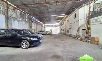 Imagem 2: Prédio comercial com 5 salas + Galpão, em Olaria - 10.000,00